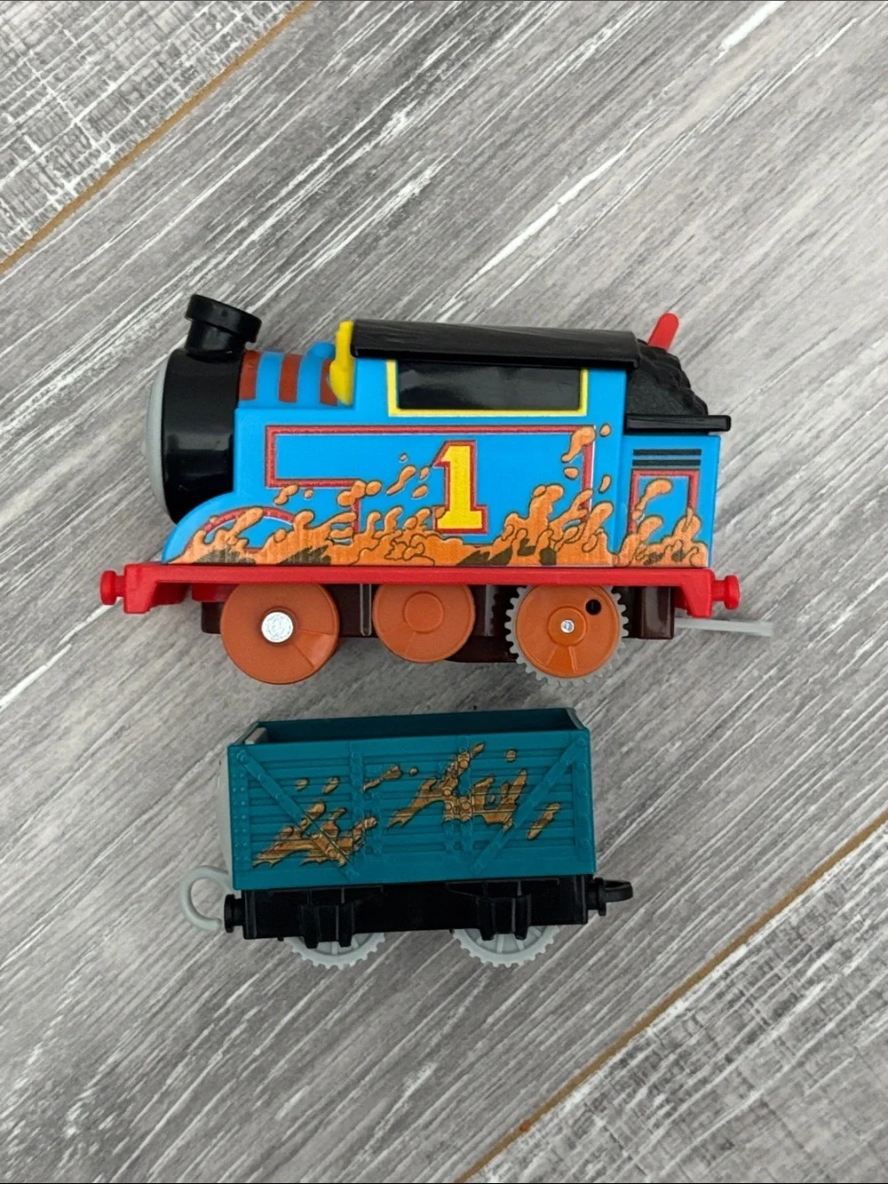 Motorized Muddy Farm Thomas & Troublesome Truck - All Engines Go Thomas & Friend